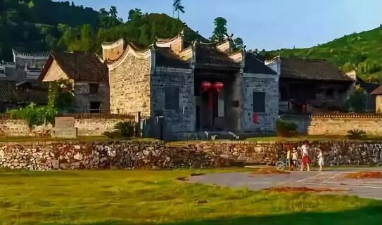習(xí)近平：推動鄉(xiāng)村振興，要規(guī)劃先行
