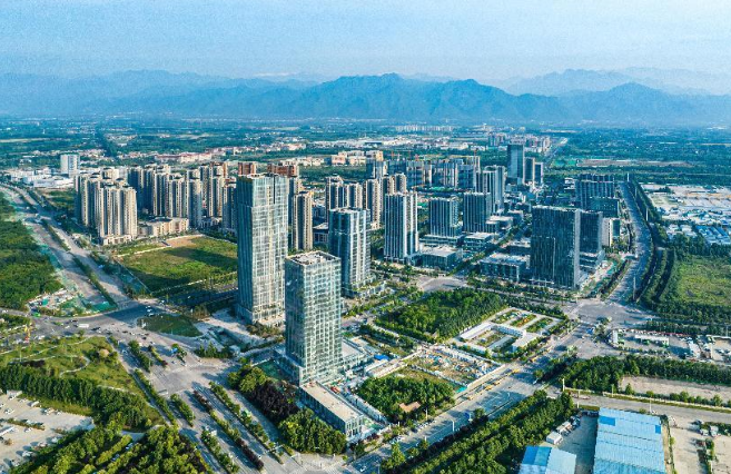簽約項(xiàng)目114個(gè)，總投資逾1400億元，西安高新區(qū)上半年招商引資實(shí)現(xiàn)“雙過半”