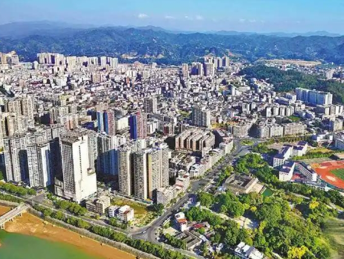 “十五五”縣域經濟發展戰略思考和建議
